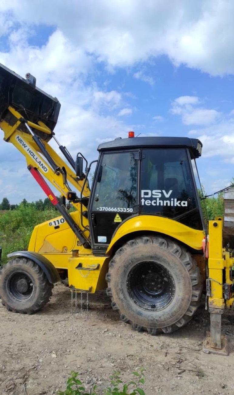 New Holland LB110 su DSV technika užrašu